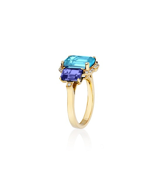 Gossip Three-Stone Cocktail Ring