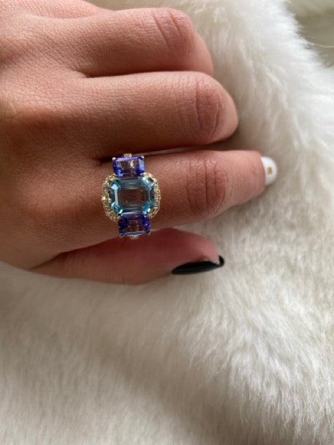 Gossip Three-Stone Cocktail Ring